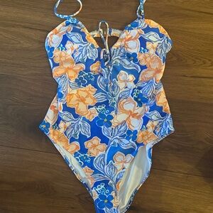 Rhythm One Piece Swimsuit, Size L